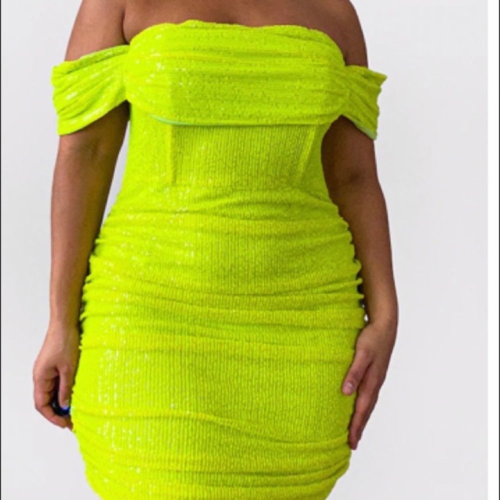 Lime Green Sequin dress (Plus)